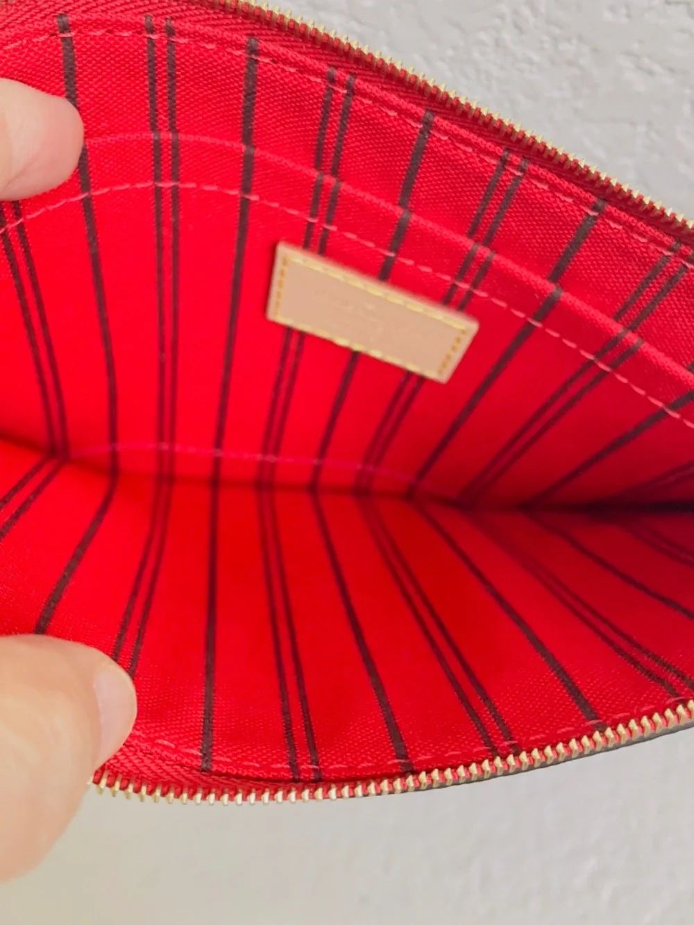 Louis Vuitton LV Monogram Neverfull Pouch